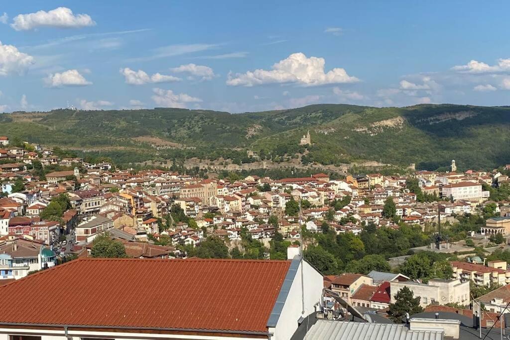 Apartment Happy Place Akatcia Veliko Tarnovo Exterior photo